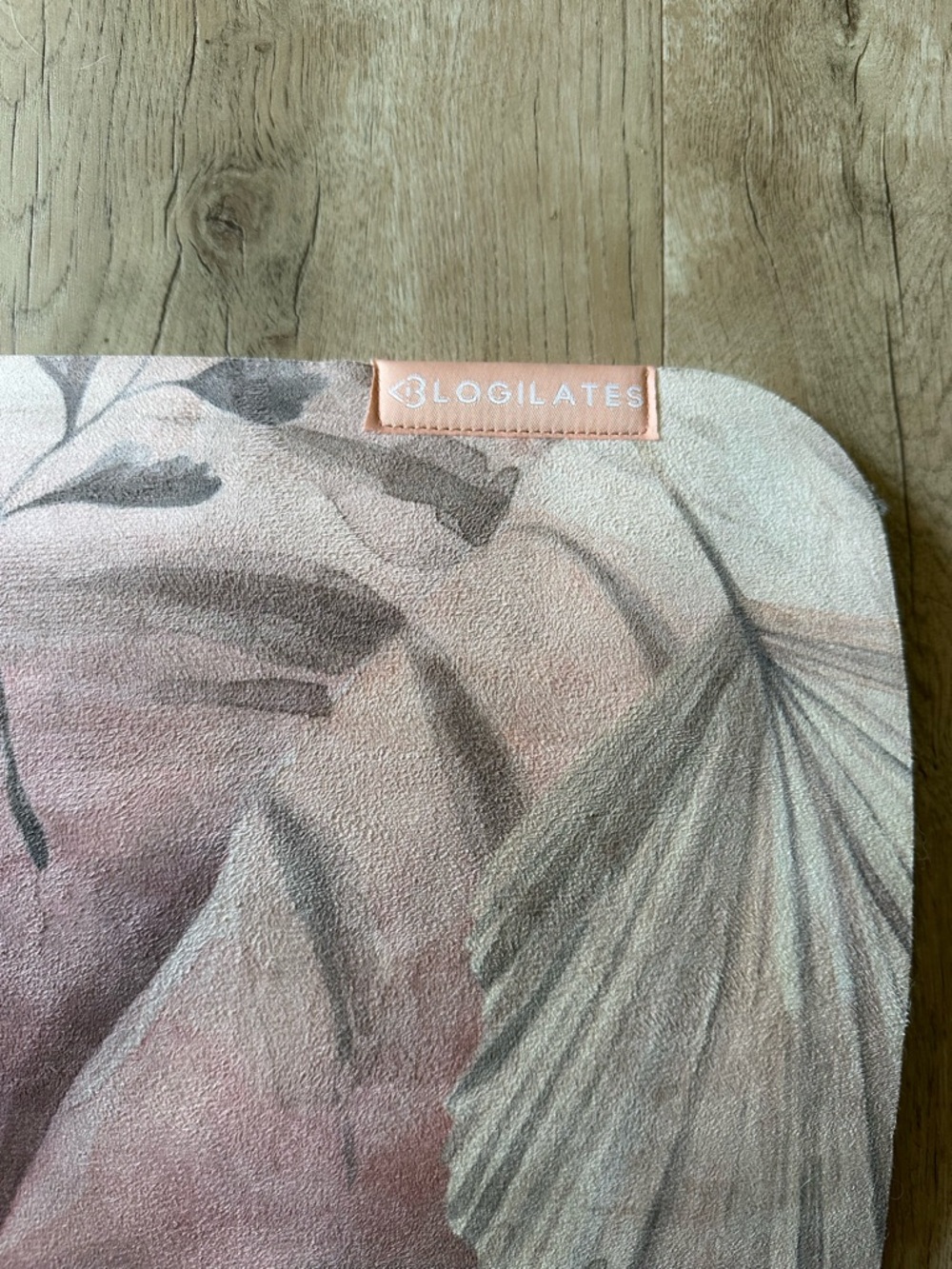 Blogilates Watercolor Floral Pink Yoga Mat-NWOT - Picture 4 of 5